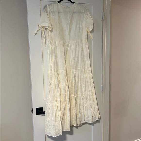 Madewell Swiss Dot Tie-Sleeve Tiered Midi Dress - Picture 10 of 11